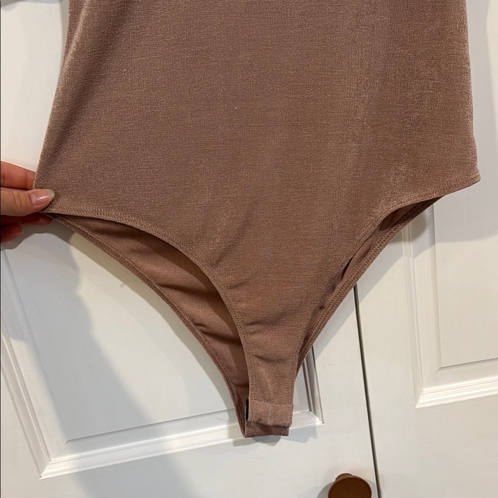 MTS Short Sleeve Bodysuit, Size Small - Picture 3 of 5
